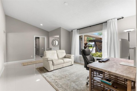 House in Safety Harbor, Florida 4 bedrooms, 255.02 sq.m. № 1914701 - photo 10