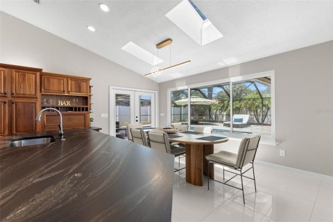 House in Safety Harbor, Florida 4 bedrooms, 255.02 sq.m. № 1914701 - photo 17