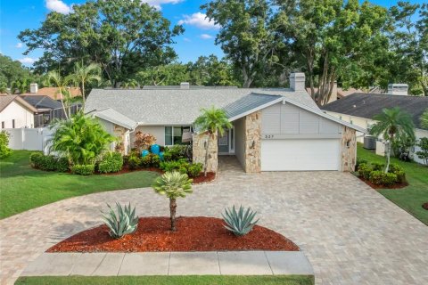 House in Safety Harbor, Florida 4 bedrooms, 255.02 sq.m. № 1914701 - photo 1