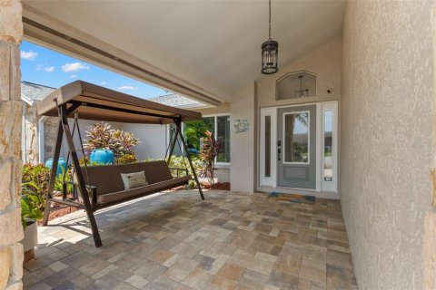 House in Safety Harbor, Florida 4 bedrooms, 255.02 sq.m. № 1914701 - photo 6