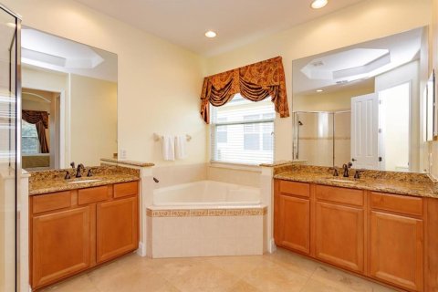 Villa ou maison à vendre à Orlando, Floride: 4 chambres, 276.76 m2 № 2239957 - photo 15