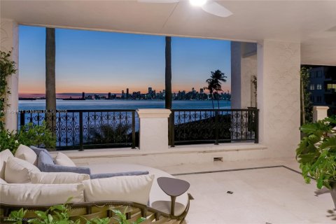 Copropriété à louer à Miami Beach, Floride: 3 chambres, 395.02 m2 № 1956787 - photo 4
