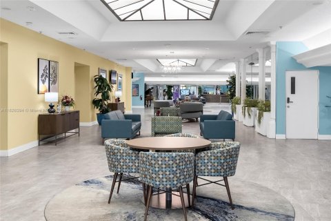 Condo in Sunrise, Florida, 3 bedrooms  № 1800673 - photo 27