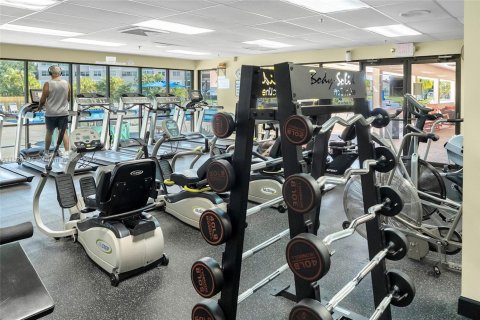 Condo in Sunrise, Florida, 3 bedrooms  № 1800673 - photo 15