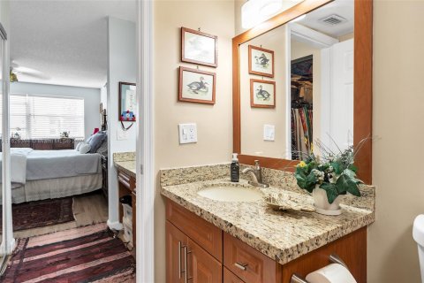 Condo in Sunrise, Florida, 3 bedrooms  № 1800673 - photo 8