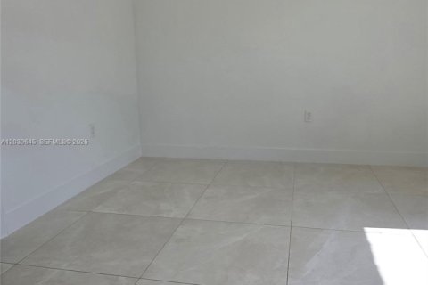 Apartamento en alquiler en Hialeah, Florida, 1 dormitorio, 49.05 m2 № 2086151 - foto 7