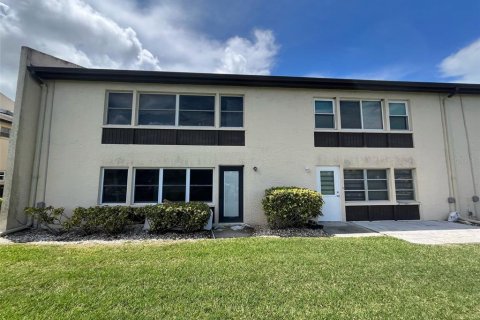 Copropriété à vendre à New Port Richey, Floride: 2 chambres, 99.03 m2 № 1905809 - photo 6