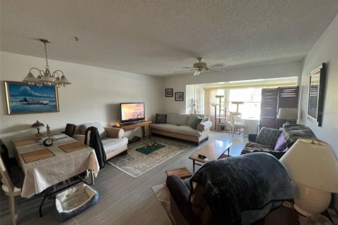 Copropriété à vendre à New Port Richey, Floride: 2 chambres, 99.03 m2 № 1905809 - photo 5