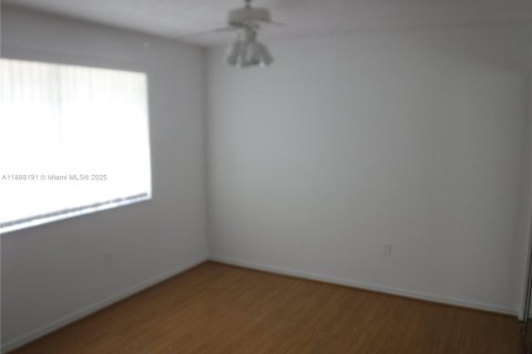 Купить виллу или дом в Майами, Флорида 1 комната, 209.49м2, № 1938997 - фото 27