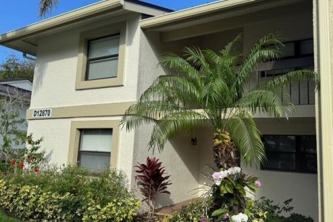 Condo in Palm Beach Gardens, Florida, 2 bedrooms  № 2247840 - photo 15
