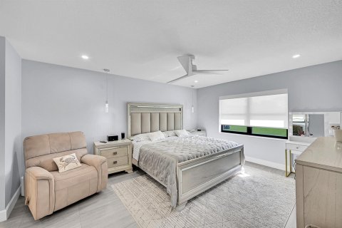 Condo in Palm Beach Gardens, Florida, 2 bedrooms  № 2247840 - photo 6