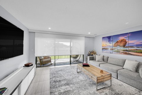Condo in Palm Beach Gardens, Florida, 2 bedrooms  № 2247840 - photo 26