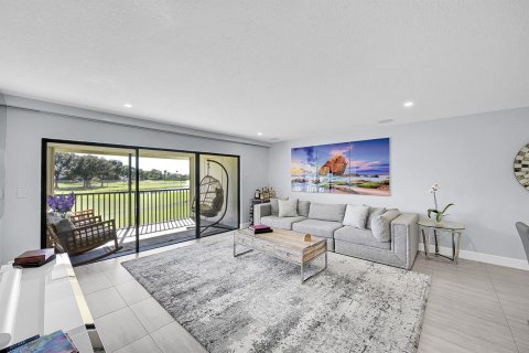Condo in Palm Beach Gardens, Florida, 2 bedrooms  № 2247840 - photo 25