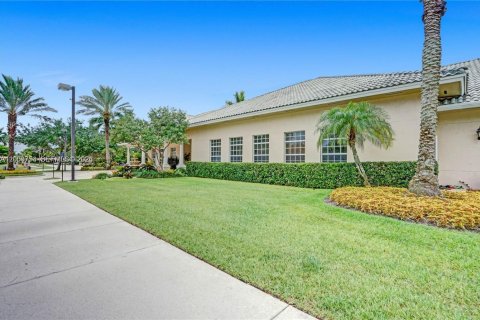 Casa en venta en Weston, Florida, 5 dormitorios, 248.23 m2 № 2071085 - foto 9