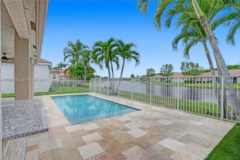 Casa en venta en Weston, Florida, 5 dormitorios, 248.23 m2 № 2071085 - foto 19