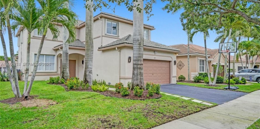 Casa en Weston, Florida 5 dormitorios, 248.23 m2 № 2071085