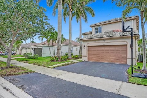 Casa en venta en Weston, Florida, 5 dormitorios, 248.23 m2 № 2071085 - foto 3