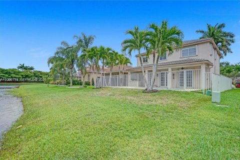 Casa en venta en Weston, Florida, 5 dormitorios, 248.23 m2 № 2071085 - foto 16