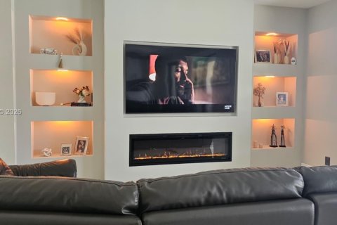 Casa en venta en Weston, Florida, 5 dormitorios, 248.23 m2 № 2071085 - foto 5