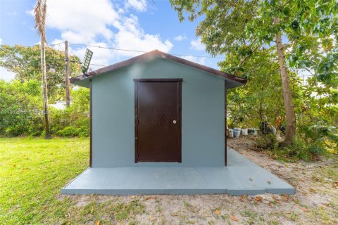 House in Miami Springs, Florida 2 bedrooms № 2043213 - photo 28