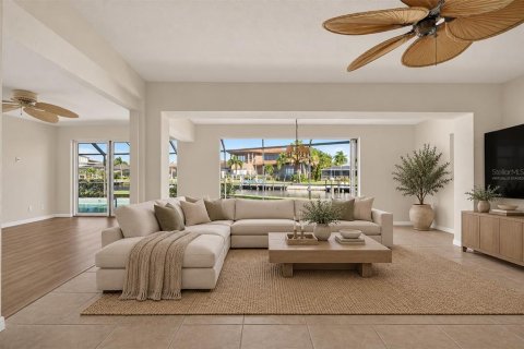 Villa ou maison à vendre à Punta Gorda, Floride: 3 chambres, 276.85 m2 № 2437404 - photo 20