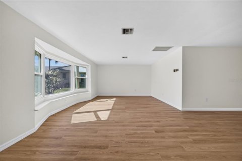 Villa ou maison à vendre à Punta Gorda, Floride: 3 chambres, 276.85 m2 № 2437404 - photo 9