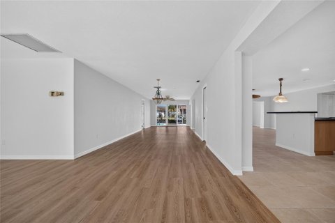 Villa ou maison à vendre à Punta Gorda, Floride: 3 chambres, 276.85 m2 № 2437404 - photo 13