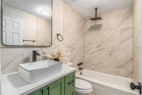 Condominio en alquiler en Tampa, Florida, 3 dormitorios, 93.37 m2 № 1918509 - foto 12