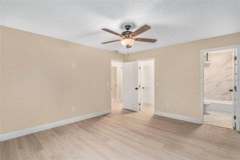 Condominio en alquiler en Tampa, Florida, 3 dormitorios, 93.37 m2 № 1918509 - foto 15