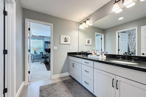 Casa en venta en Winter Garden, Florida, 4 dormitorios, 287.35 m2 № 1529670 - foto 18