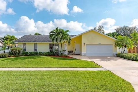 House in Sunrise, Florida 3 bedrooms, 160.16 sq.m. № 1836811 - photo 8