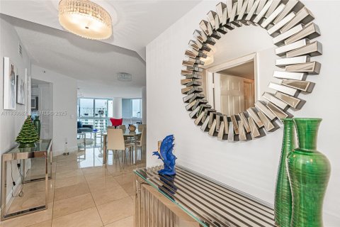 Снять в аренду кондоминиум в Майами-Бич, Флорида 2 спальни, 133.78м2, № 1989450 - фото 14