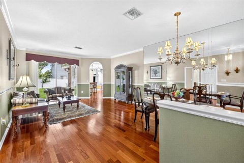 House in Odessa, Florida 4 bedrooms, 198.44 sq.m. № 1898774 - photo 6