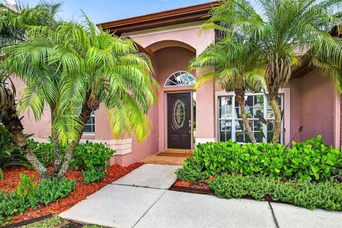House in Odessa, Florida 4 bedrooms, 198.44 sq.m. № 1898774 - photo 4