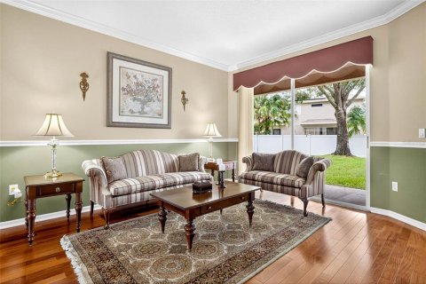 House in Odessa, Florida 4 bedrooms, 198.44 sq.m. № 1898774 - photo 9