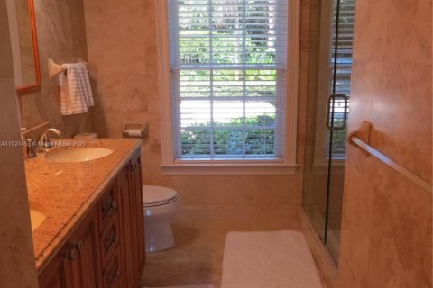 Снять в аренду виллу или дом в Джупитер-Айленд, Флорида 3 спальни, 1181.44м2, № 2018576 - фото 12