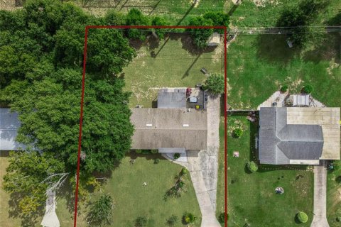 House in Clermont, Florida 2 bedrooms, 89.65 sq.m. № 2390749 - photo 24