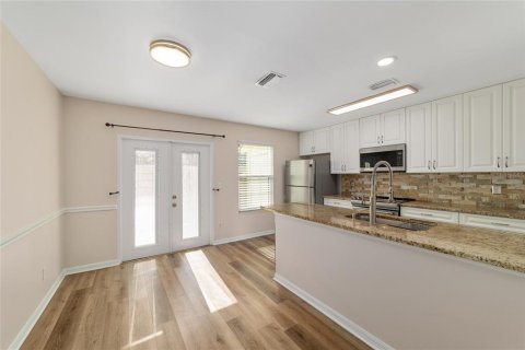 Touwnhouse à vendre à Ocala, Floride: 2 chambres, 97.92 m2 № 2097102 - photo 11