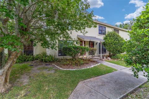 Townhouse in Ocala, Florida 2 bedrooms, 97.92 sq.m. № 2097102