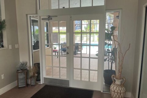 Condo in West Palm Beach, Florida, 2 bedrooms  № 2179350 - photo 18
