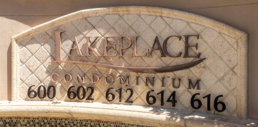 Condo in West Palm Beach, Florida, 2 bedrooms  № 2179350
