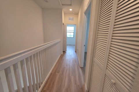 Townhouse in Homestead, Florida 3 bedrooms, 129.41 sq.m. № 2402394 - photo 7