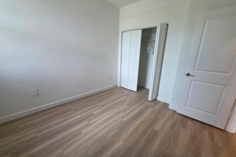 Townhouse in Homestead, Florida 3 bedrooms, 129.41 sq.m. № 2402394 - photo 18