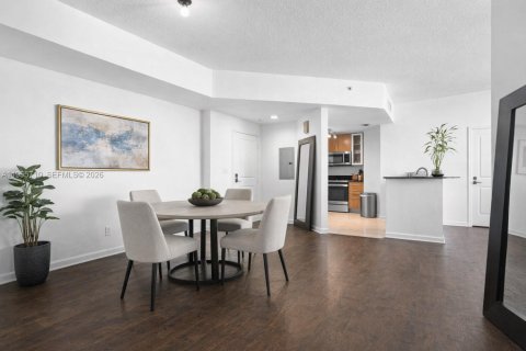 Купить кондоминиум в Норт-Бей-Виллидж, Флорида 2 спальни, 116.22м2, № 2021065 - фото 7