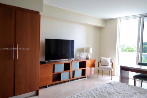 Condominio en venta en Miami, Florida, 46.54 m2 № 1980573 - foto 6