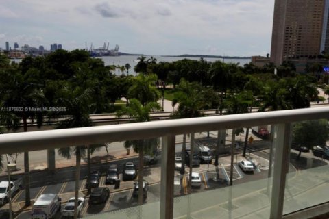 Condominio en venta en Miami, Florida, 46.54 m2 № 1980573 - foto 5
