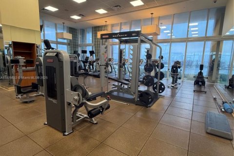 Condominio en venta en Miami, Florida, 46.54 m2 № 1980573 - foto 3