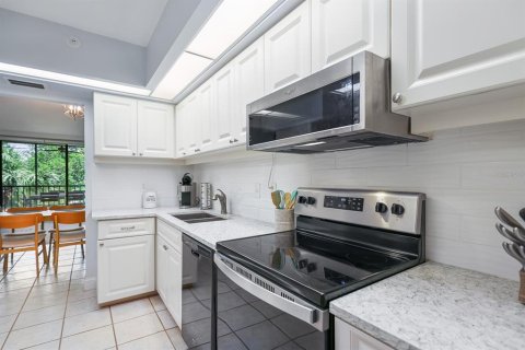 Condo in Longboat Key, Florida, 2 bedrooms № 2114108 - photo 6