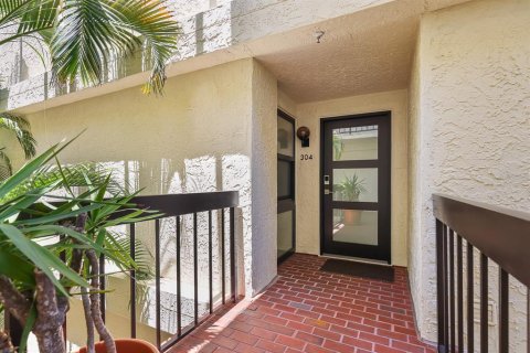 Condo in Longboat Key, Florida, 2 bedrooms № 2114108 - photo 2