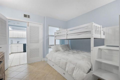 Condo in Longboat Key, Florida, 2 bedrooms № 2114108 - photo 20